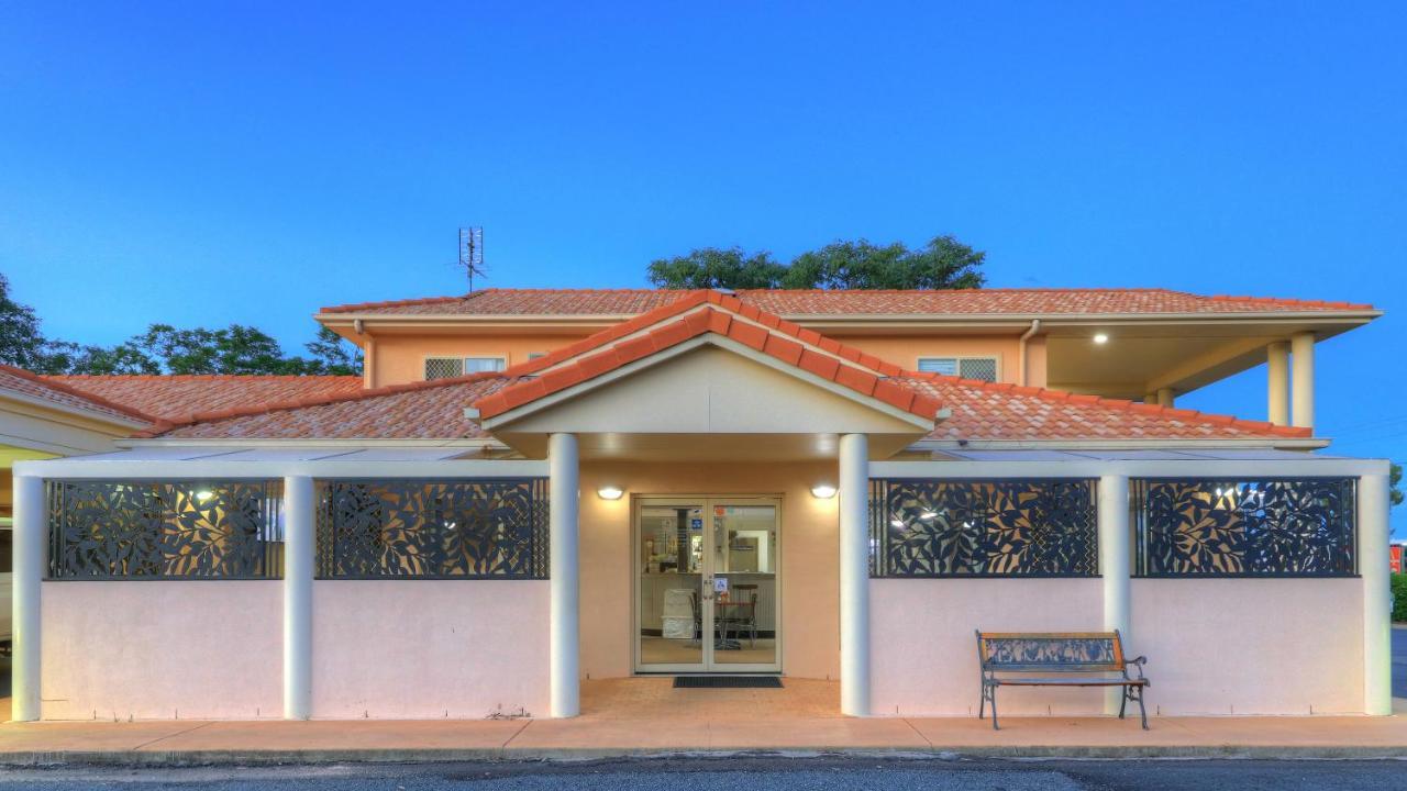 Country Roads Motor Inn Goondiwindi Buitenkant foto